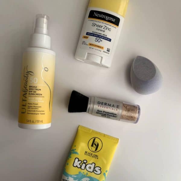 5 Methods How to Reapply Sunscreen: Sunscreen Stick, Spray, Powder SPF, Microfiber Sponge, and Lightweight Sunscreen